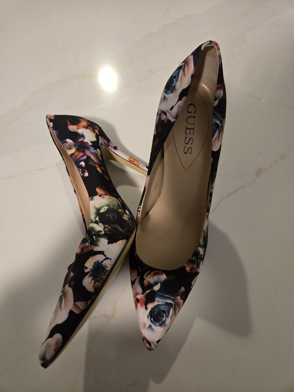 GUESS Women's Floral Pointed-Toe Stiletto Pumps - Black Floral